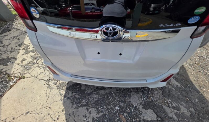 
								2017 Toyota Noah SI 2.0 full									