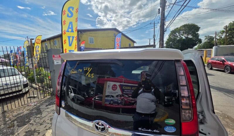 
								2017 Toyota Noah SI 2.0 full									