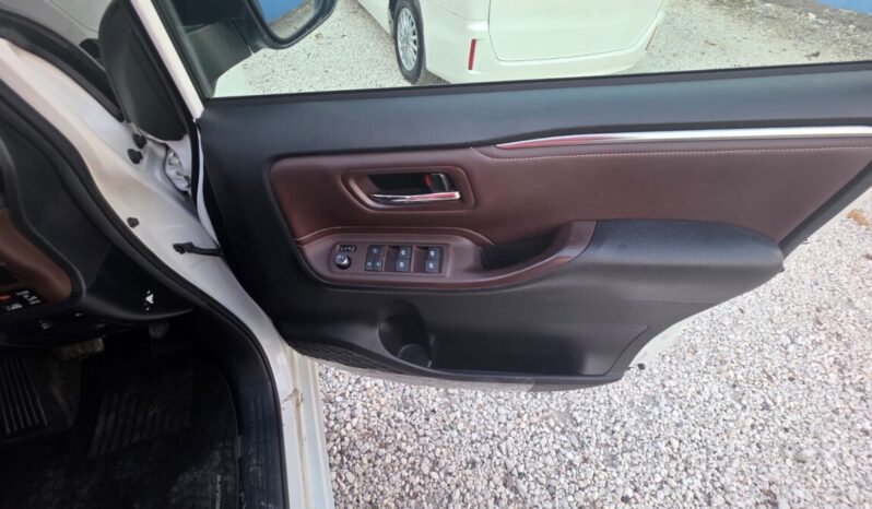 
								2015 Toyota Esquire 2.0GI full									