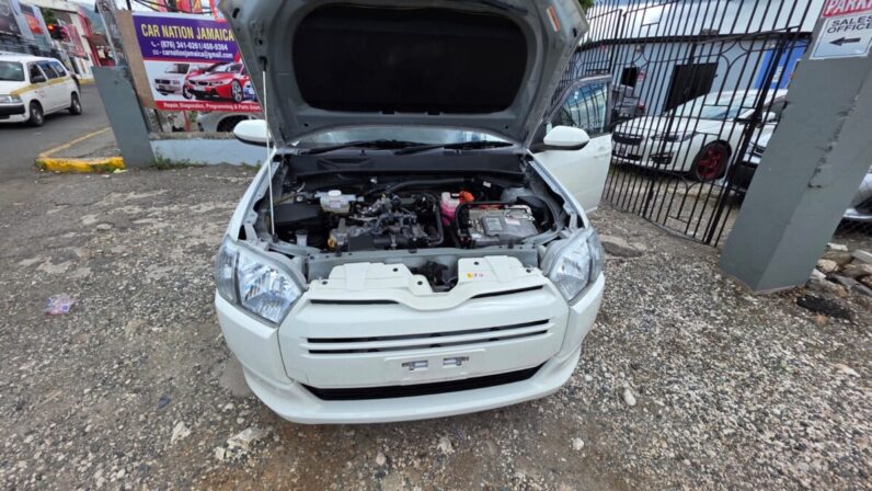 
								2021 Toyota Probox GL (4 Windows Powered) full									