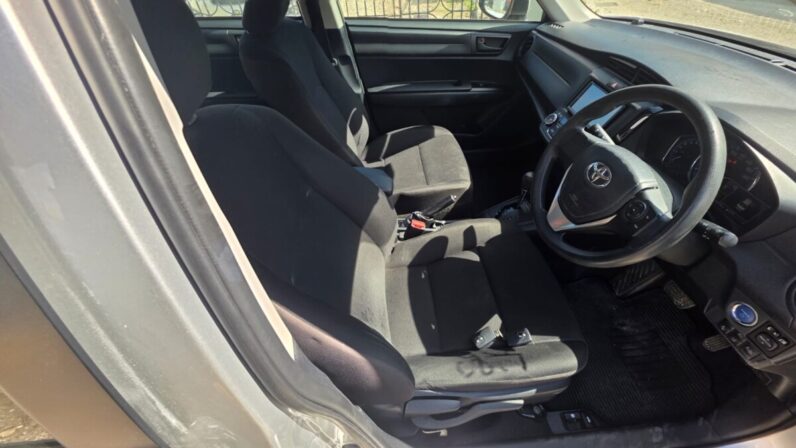 
								2020 Toyota Axio 1.5G full									