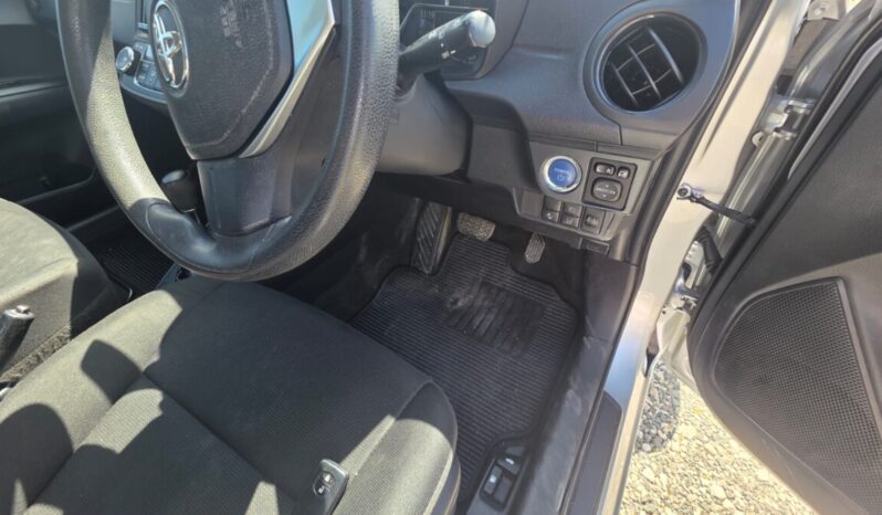 
								2020 Toyota Axio 1.5G full									