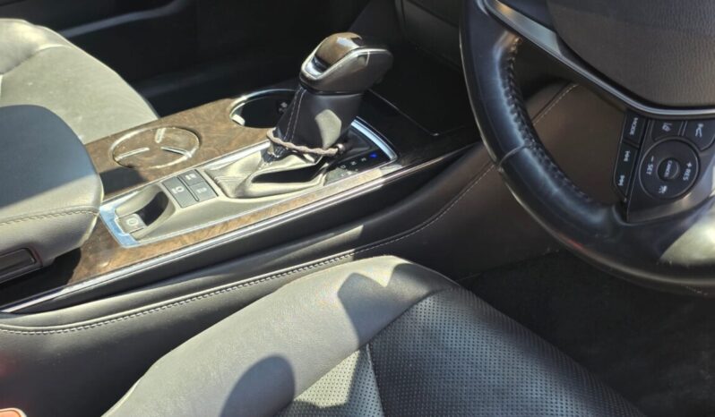 
								2019 Toyota Crown Executive G full									