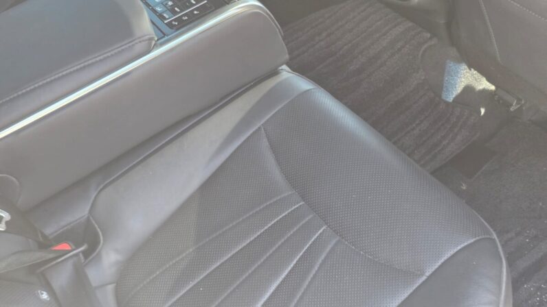 
								2019 Toyota Crown Executive G full									