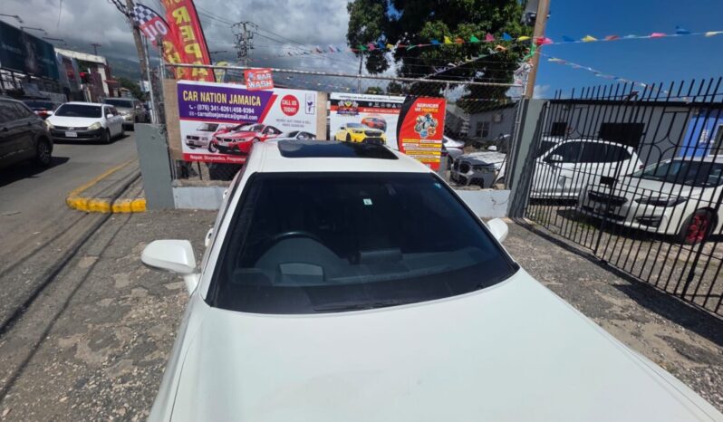 
								2019 Toyota Crown Executive G full									