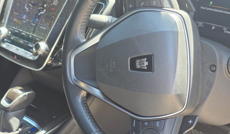 
								2019 Toyota Crown Executive G full									