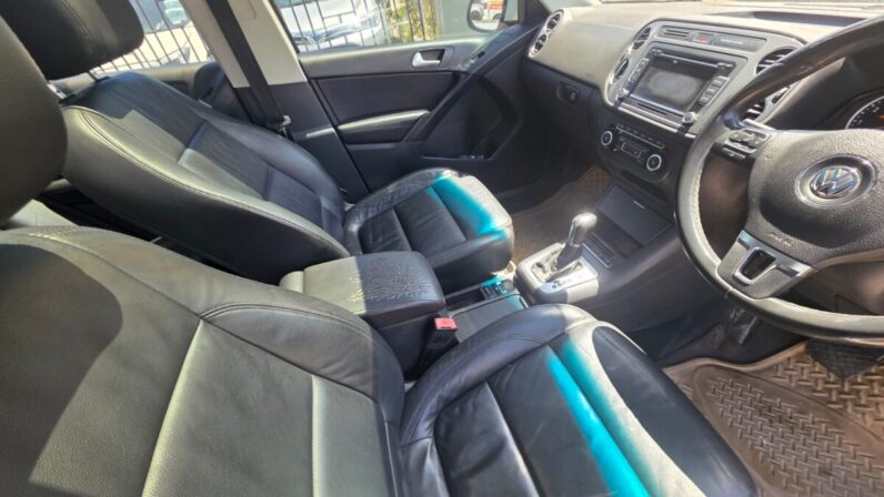 
								2015 VW Tiguan TSI 2.0 full									