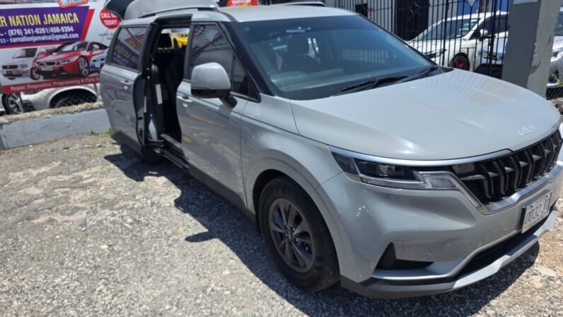 
								2022 Kia Carnival 2.2D full									