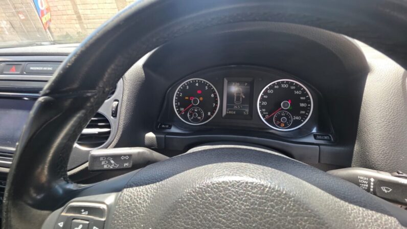 
								2015 VW Tiguan TSI 2.0 full									
