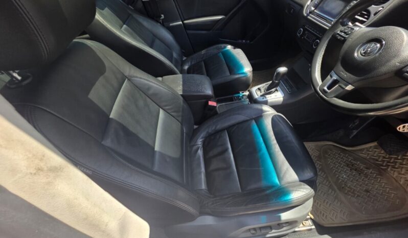 
								2015 VW Tiguan TSI 2.0 full									