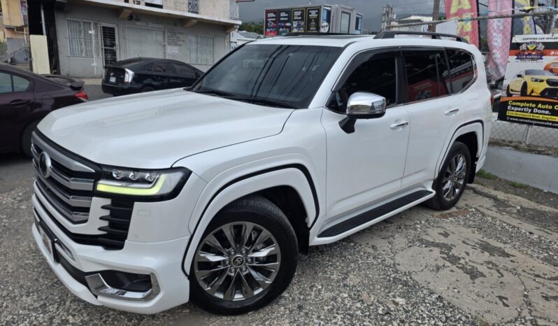 
								2023 Toyota Land Cruiser LC300 ZX (Modellista Package) full									