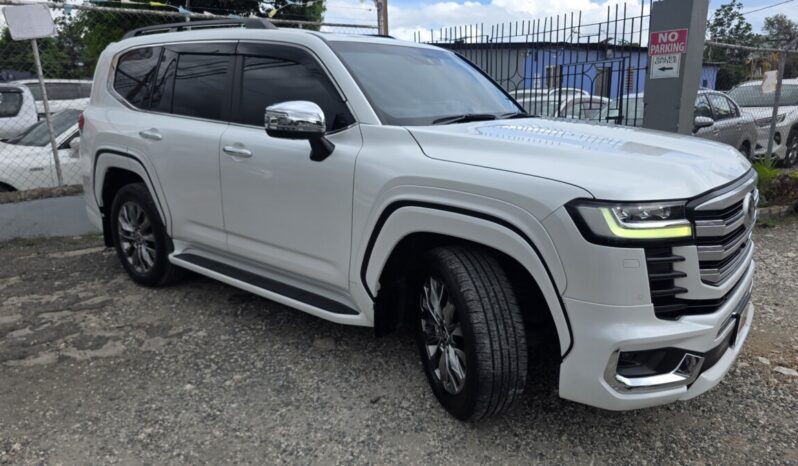 
								2023 Toyota Land Cruiser LC300 ZX (Modellista Package) full									