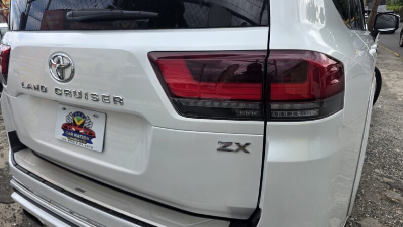 
								2023 Toyota Land Cruiser LC300 ZX (Modellista Package) full									