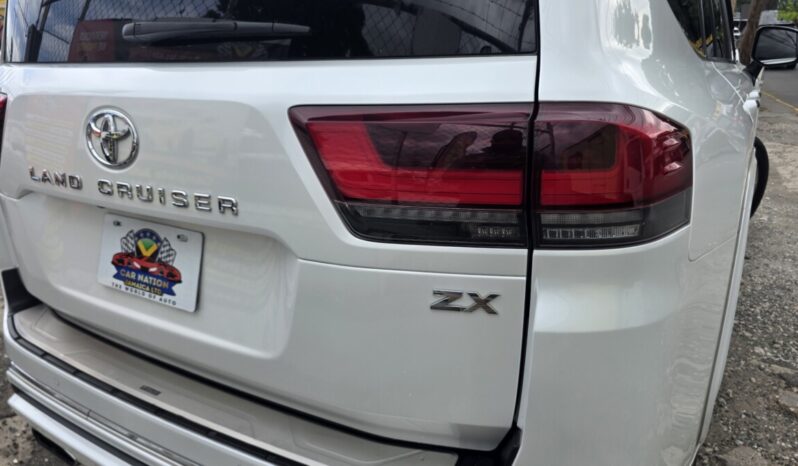 
								2023 Toyota Land Cruiser LC300 ZX (Modellista Package) full									