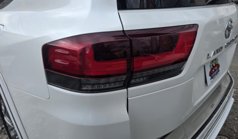 
								2023 Toyota Land Cruiser LC300 ZX (Modellista Package) full									