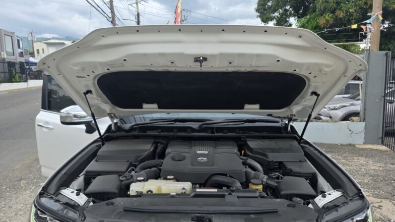 
								2023 Toyota Land Cruiser LC300 ZX (Modellista Package) full									